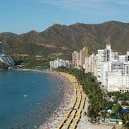 Hotel Tiskirama Rodadero ซันตามาร์ตา ภายนอก รูปภาพ