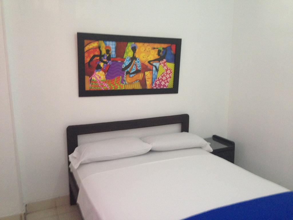 Hotel Tiskirama Rodadero ซันตามาร์ตา ภายนอก รูปภาพ